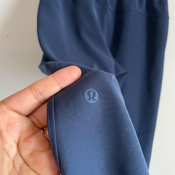 Lululemon On The Fly Jogger True Navy - Picture 7 of 10